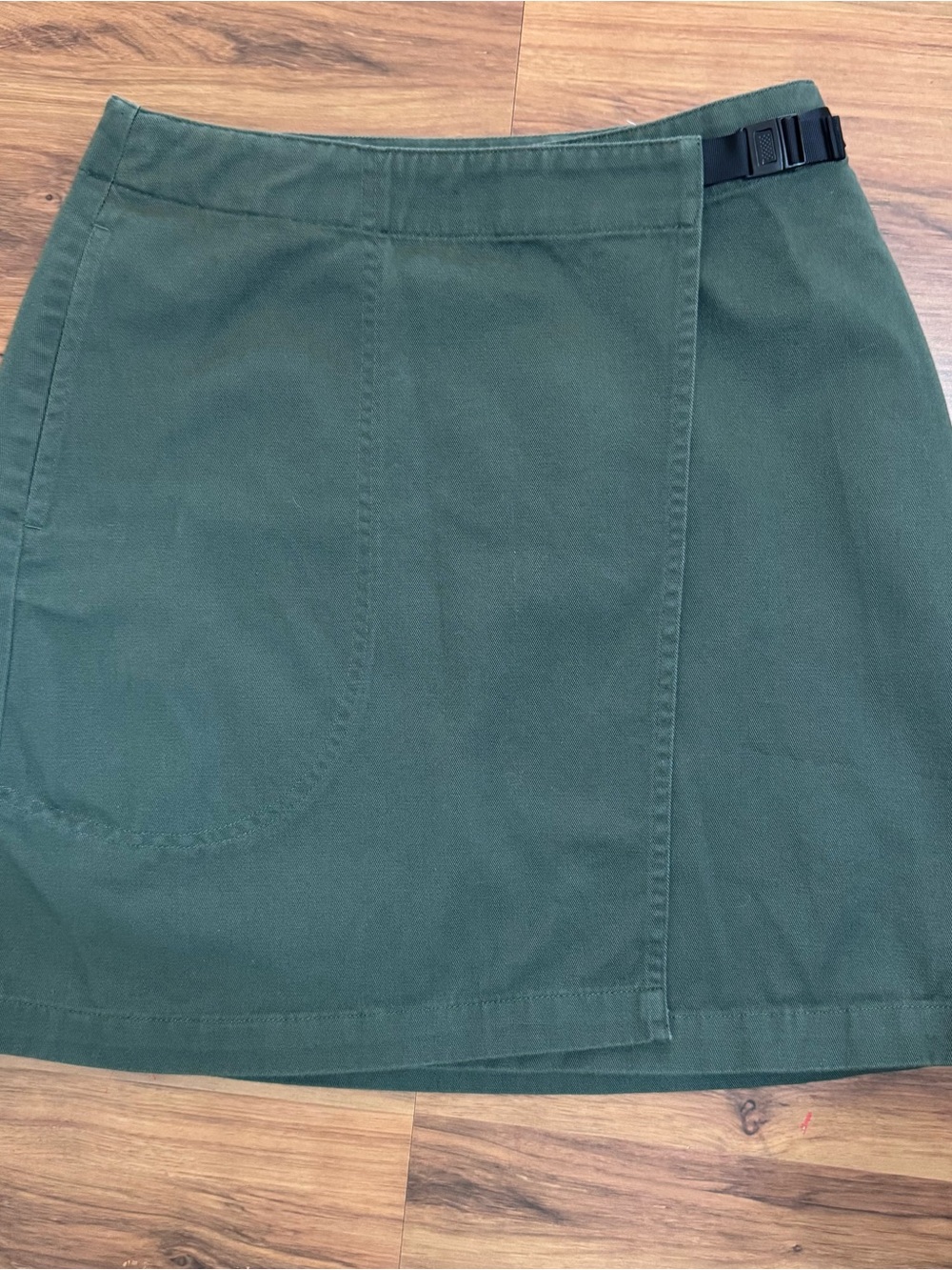 Vintage 90s Patagonia Olive Green Mini Wrap Skirt with Side Buckle